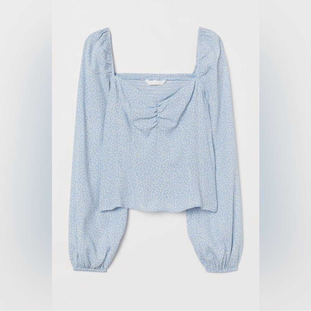 H&M Light Blue floral Blouse puff sleeve ruched